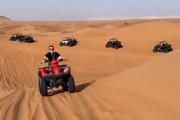 Extreme Desert Rally buggy in Dubai desert